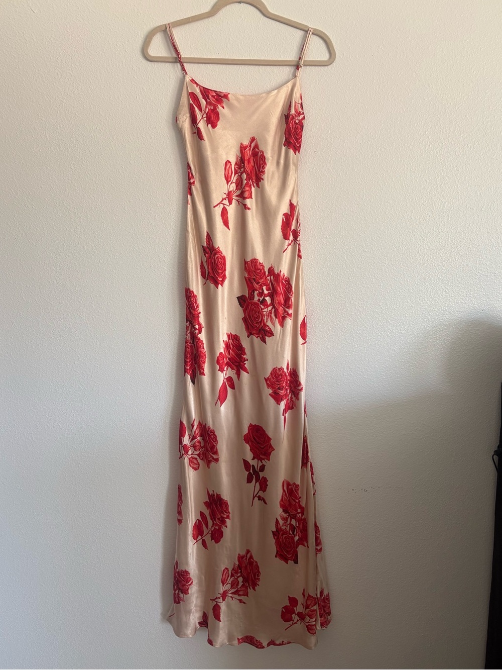 MESHKI Red Rose Champagne Satin Slip Maxi Dress Size S - Picture 6 of 16